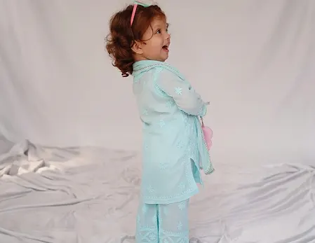 Girls new project (1)