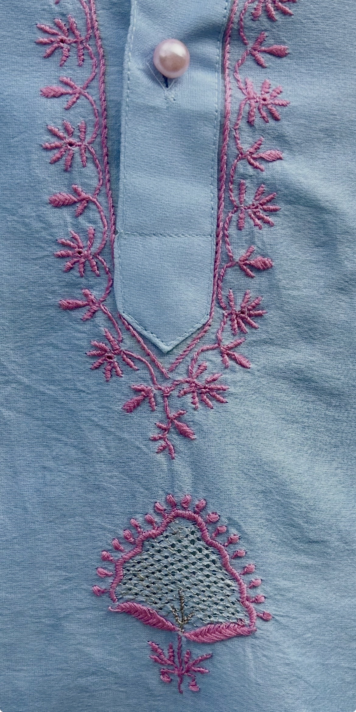 gulnaar chanderi chikankari kurta pyjama gulnaar chanderi chikankari kurta pyjama
